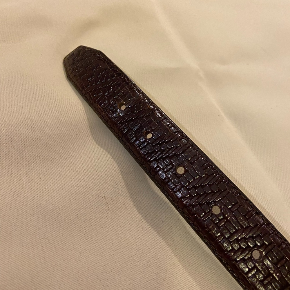 Vintage Brown Genuine Leather Belt with Gold Buckle Men’s 42” - Picture 4 of 15